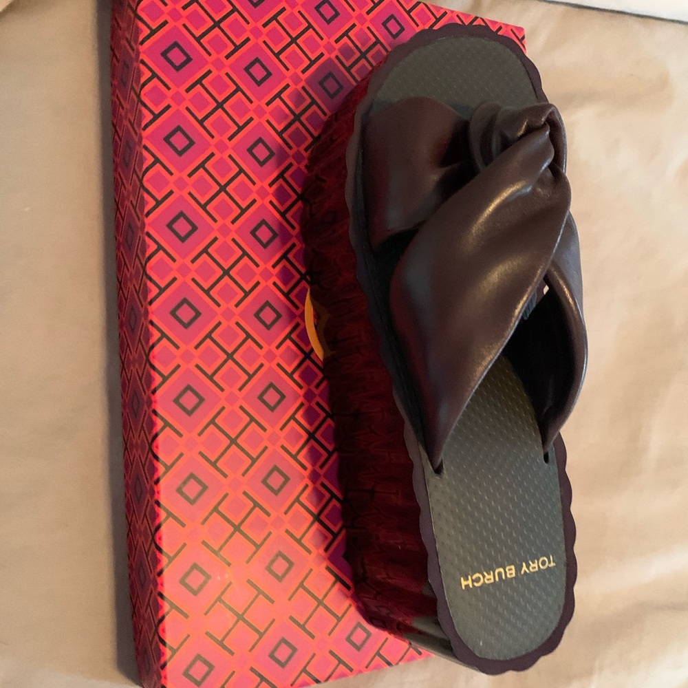 Tory Burch scallop platform sandals Malbec